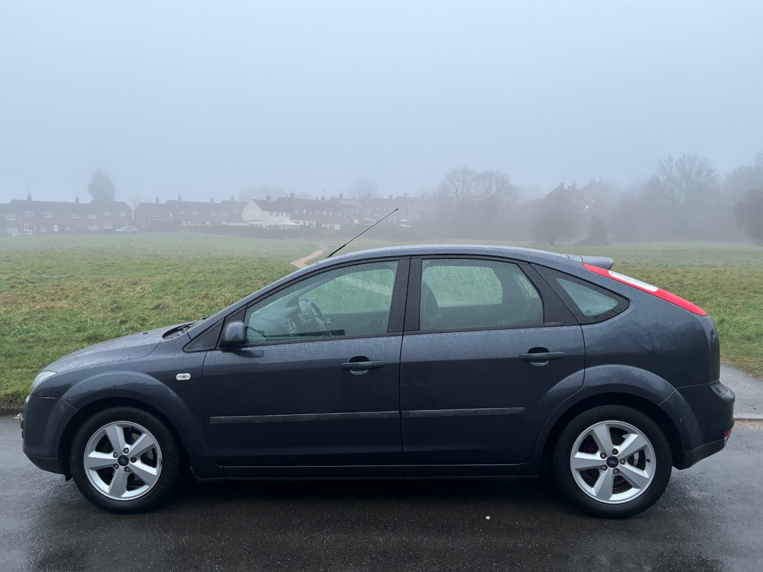 Used Ford Focus 2007 for sale - 77264804: Photo 2