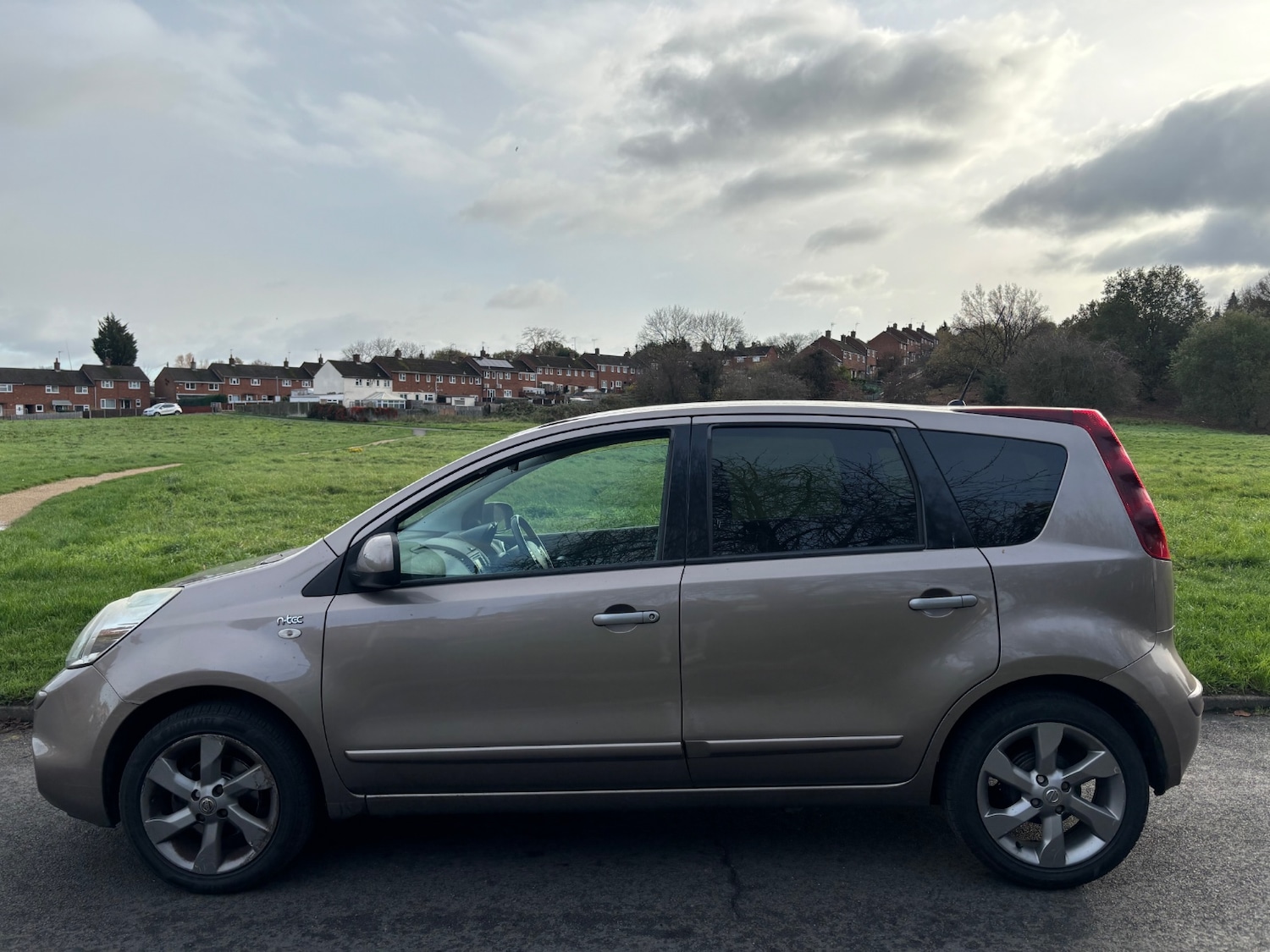 Used Nissan Note 2011 for sale - 76612225: Photo 8