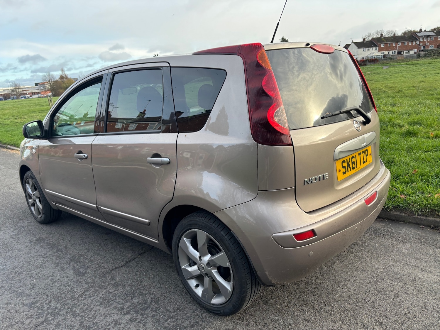 Used Nissan Note 2011 for sale - 76612225: Photo 9