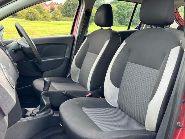Used Dacia Sandero 2016 for sale - 75371876: Photo 12