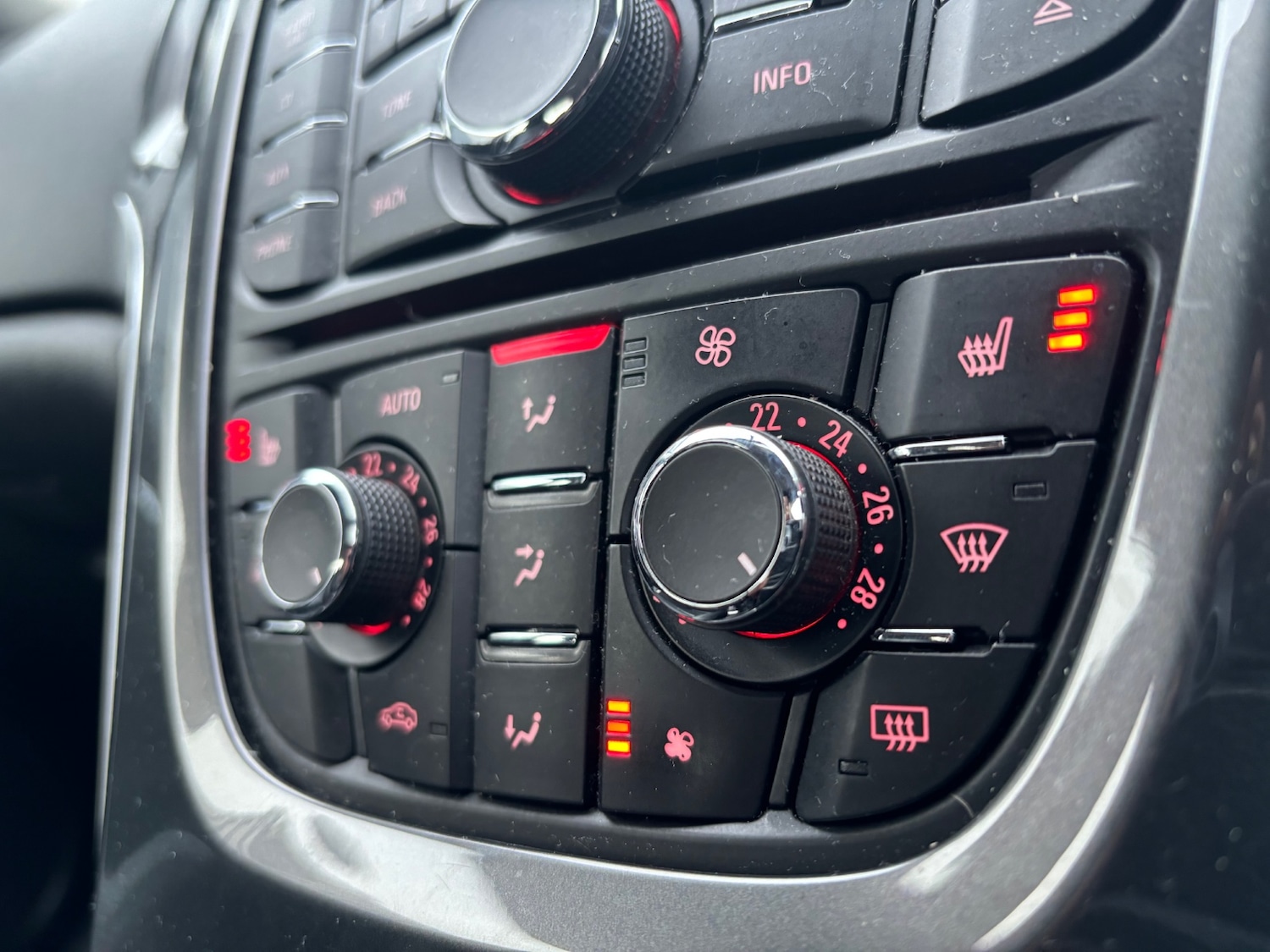 Used Vauxhall Astra 2014 for sale - 76358603: Photo 8