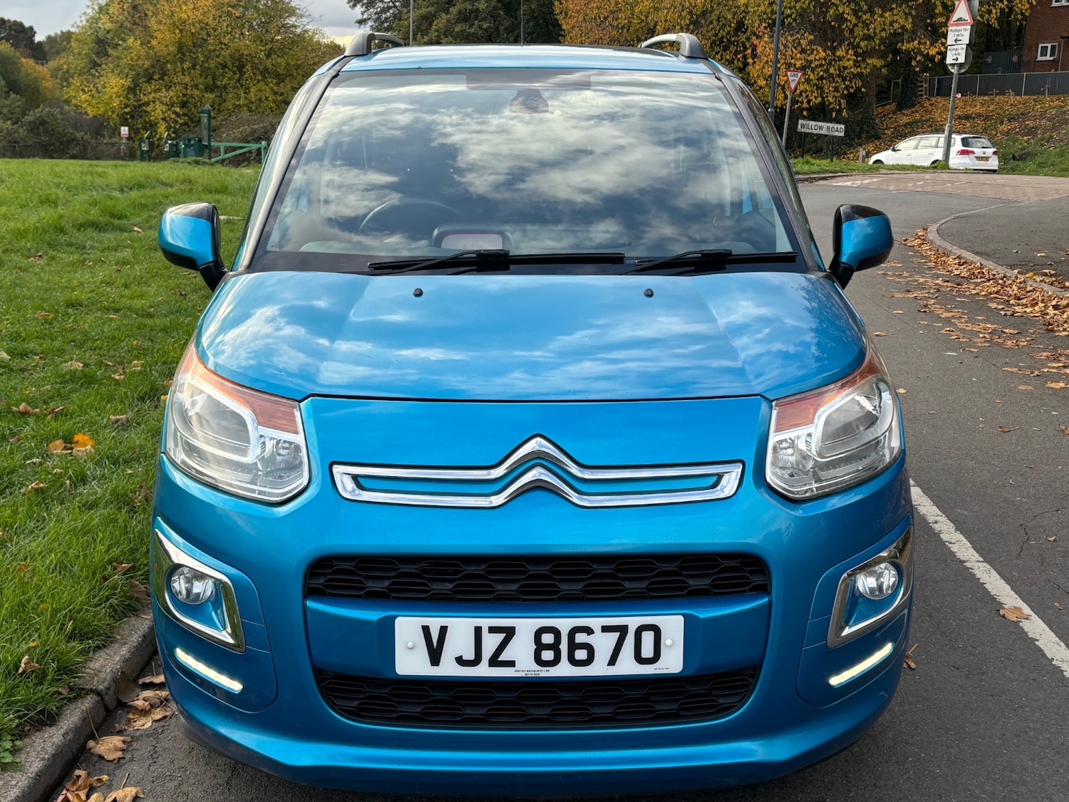 Used Citroen C3 Picasso 2014 for sale - 76358611: Photo 2