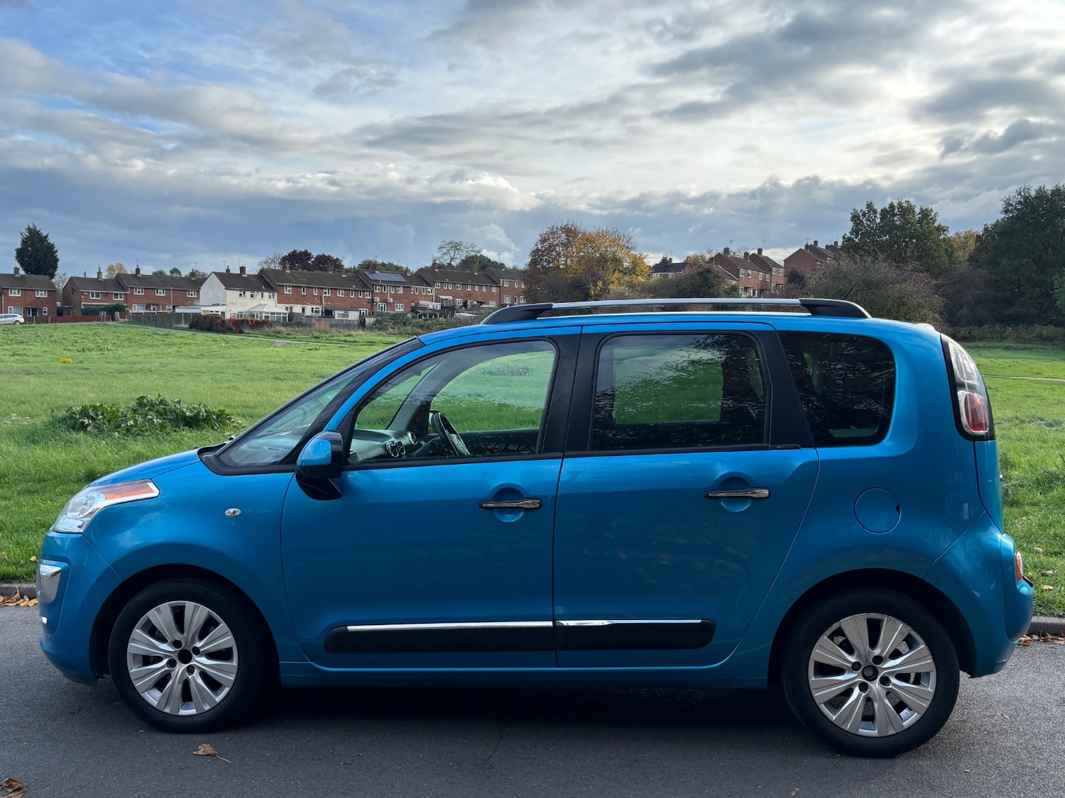 Used Citroen C3 Picasso 2014 for sale - 76358611: Photo 5