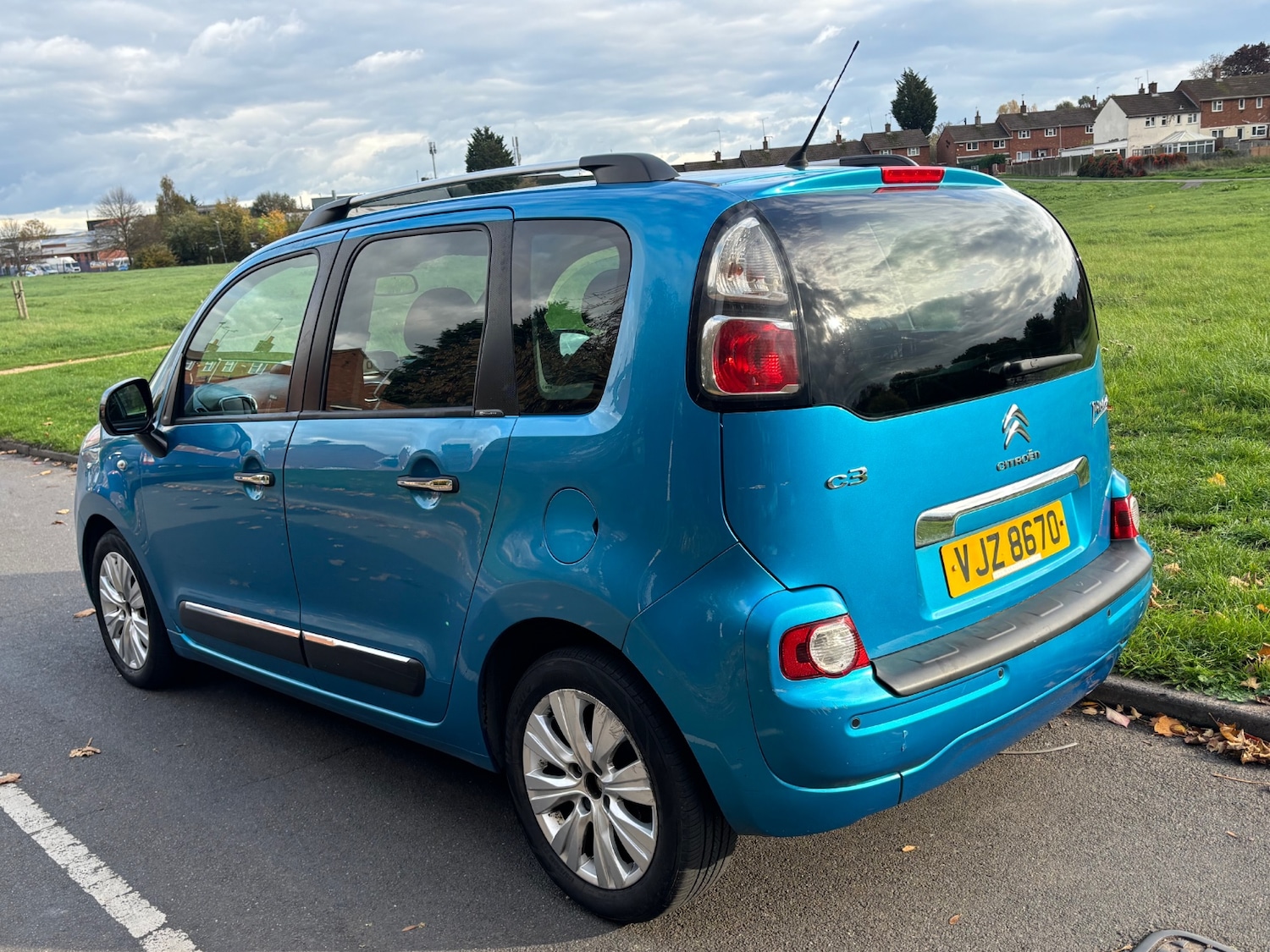 Used Citroen C3 Picasso 2014 for sale - 76358611: Photo 6