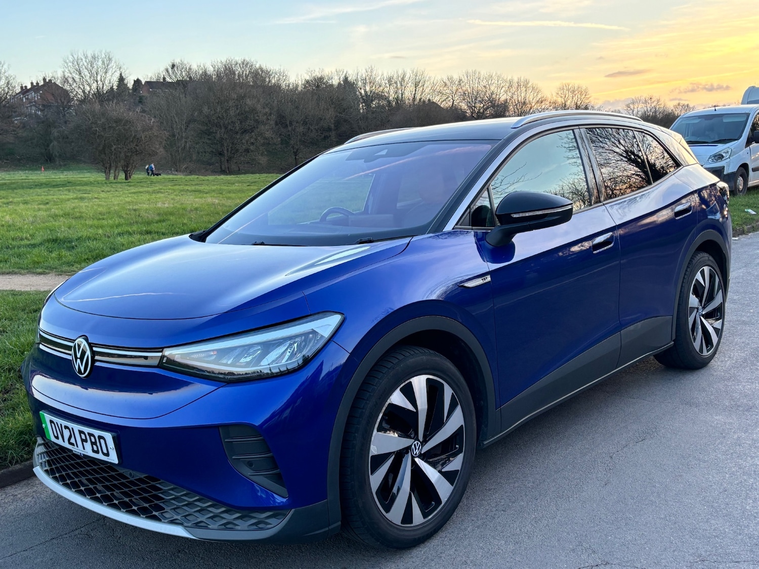 Used Volkswagen ID.4 2021 for sale - 77892056: Photo 2