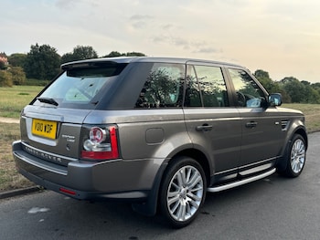 Used Land Rover Range Rover Sport 2010 for sale - 75622544: Photo