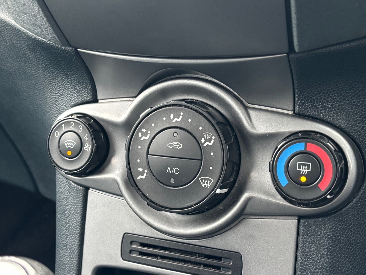 Used Ford Fiesta 2009 for sale - 78199192: Photo 14