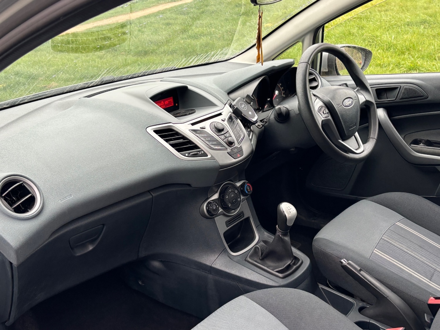 Used Ford Fiesta 2009 for sale - 78199192: Photo 8