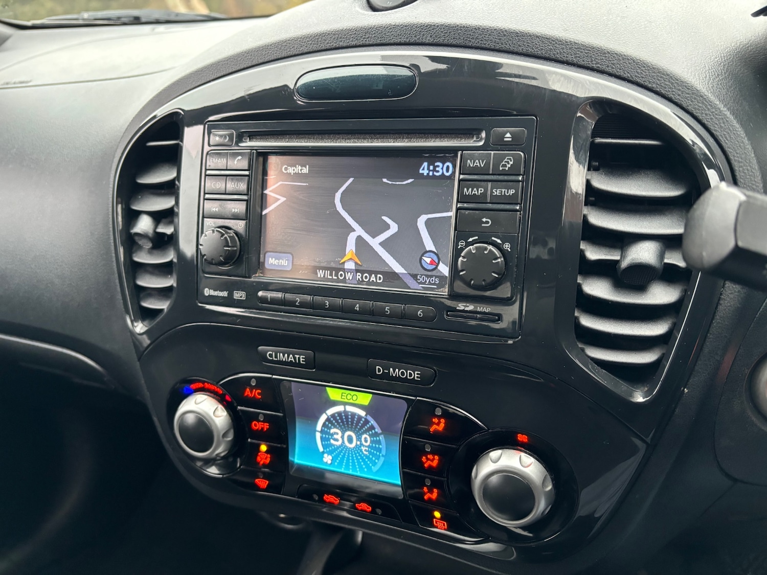 Used Nissan Juke 2011 for sale - 77701384: Photo 9