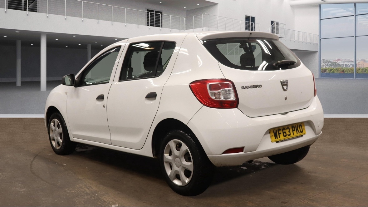 Used Dacia Sandero 2013 for sale - 77135942: Photo 3