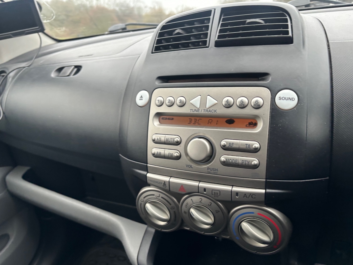 Used Daihatsu Sirion 2007 for sale - 77343716: Photo 12