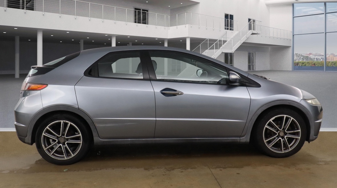 Used Honda Civic 2007 for sale - 77135848: Photo 3