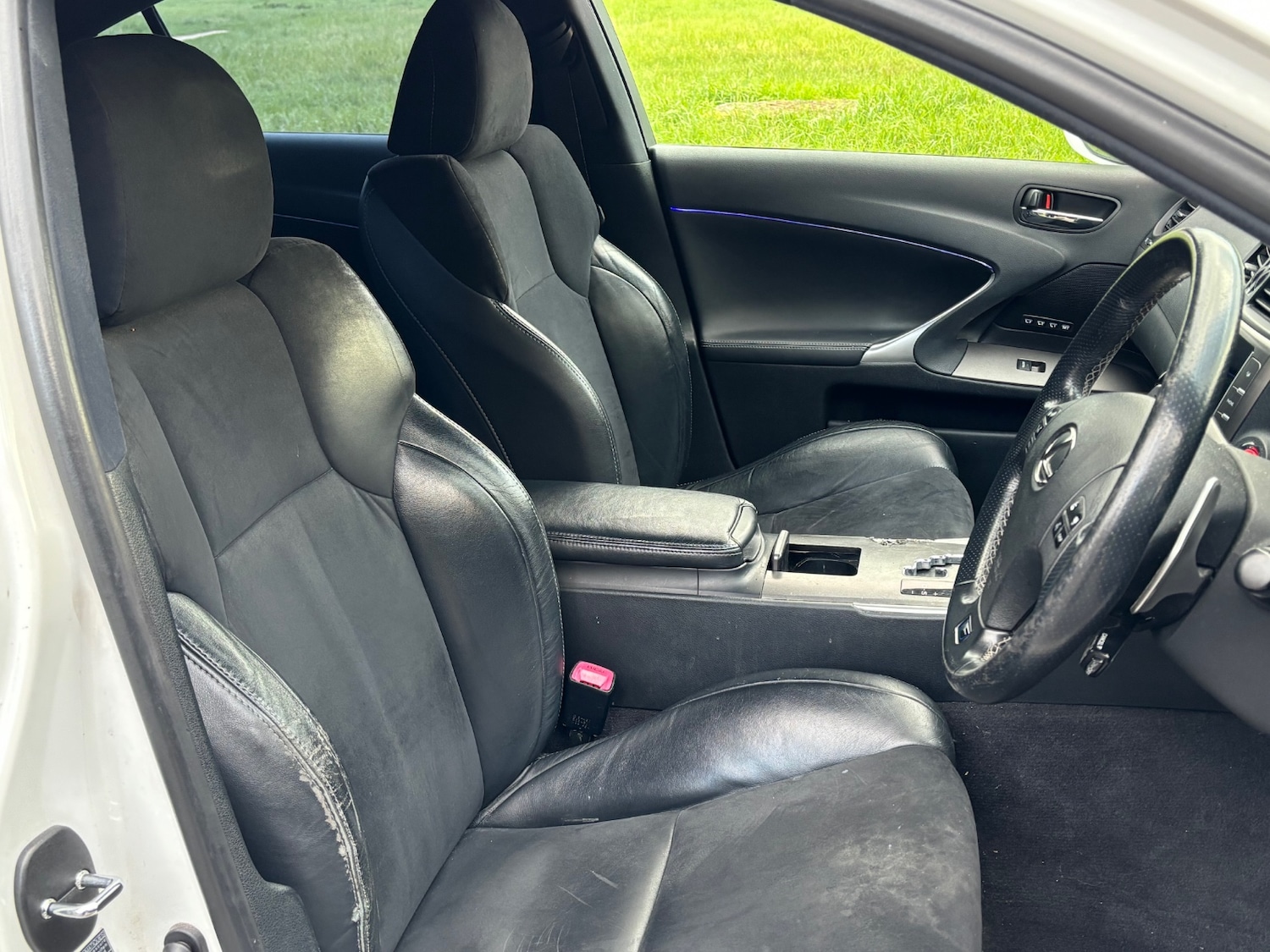 Used Lexus IS 2010 for sale - 76070655: Photo 7