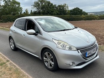 Used Peugeot 208 2012 for sale - 77483824: Photo