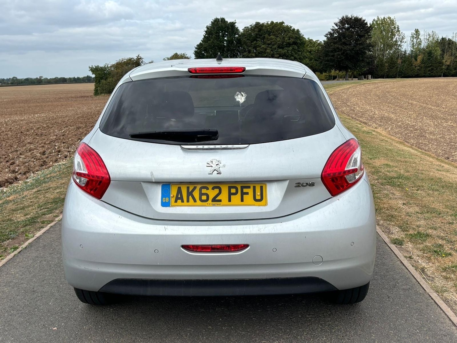 Used Peugeot 208 2012 for sale - 77483824: Photo 3