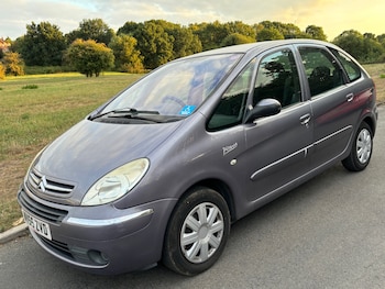 2005 (55) - 1.6i Desire 2 5dr LOW MILEAGE + REAR CAMERA