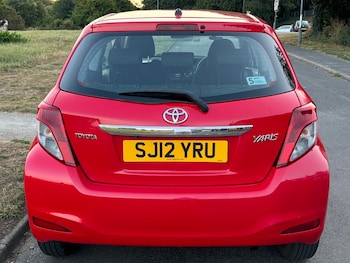 Used Toyota Yaris 2012 for sale - 75622539: Photo
