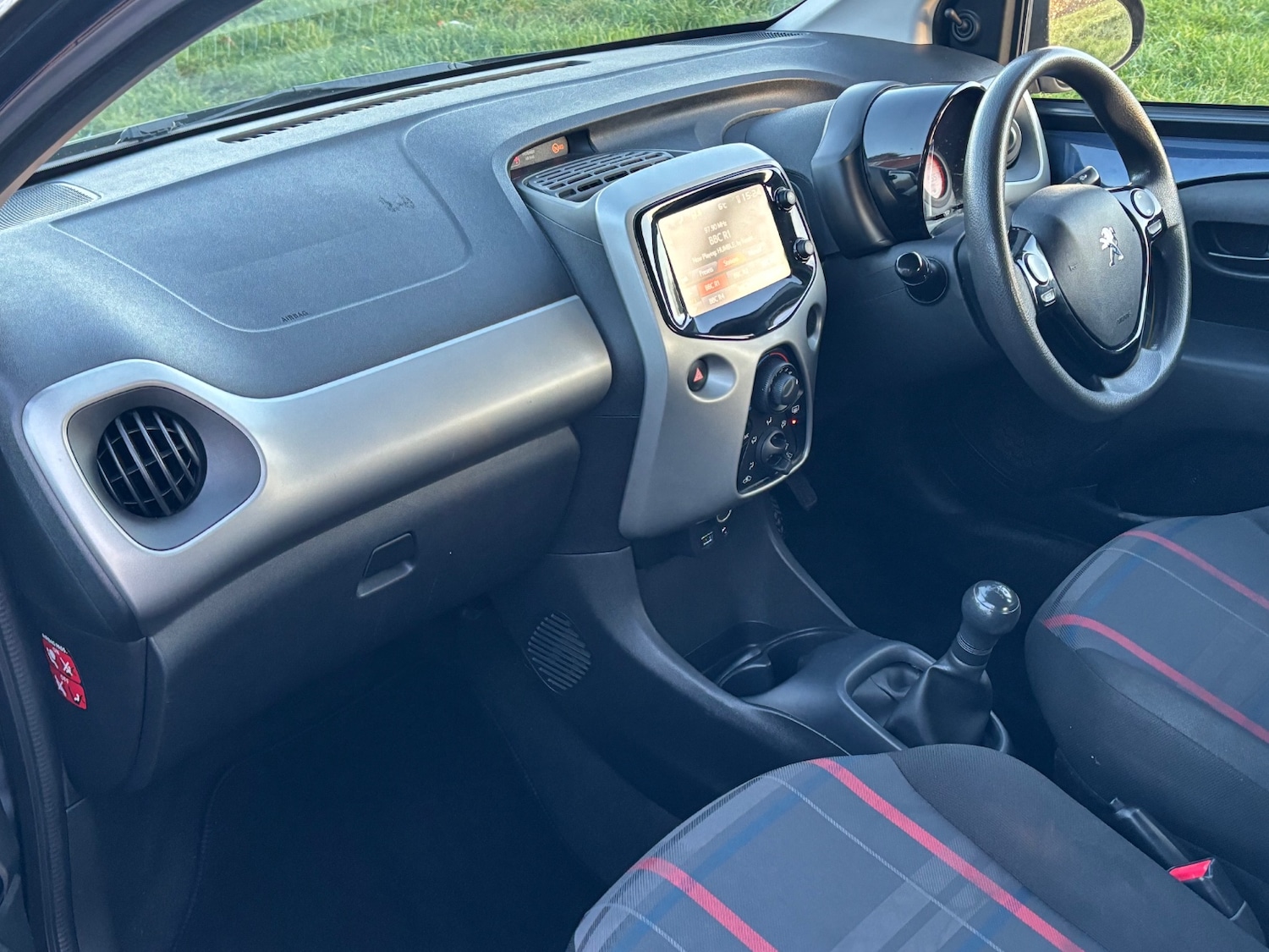 Used Peugeot 108 2015 for sale - 76853957: Photo 9