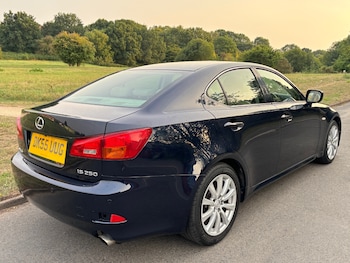 Used Lexus IS 2005 for sale - 75608481: Photo
