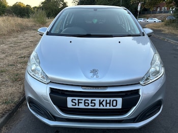 Used Peugeot 208 2015 for sale - 79542874: Photo