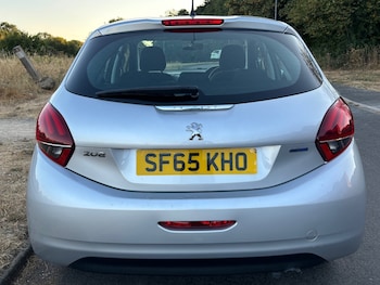 Used Peugeot 208 2015 for sale - 79542874: Photo