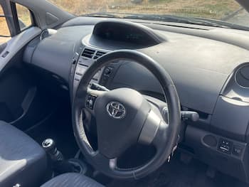 Used Toyota Yaris 2009 for sale - 79646877: Photo