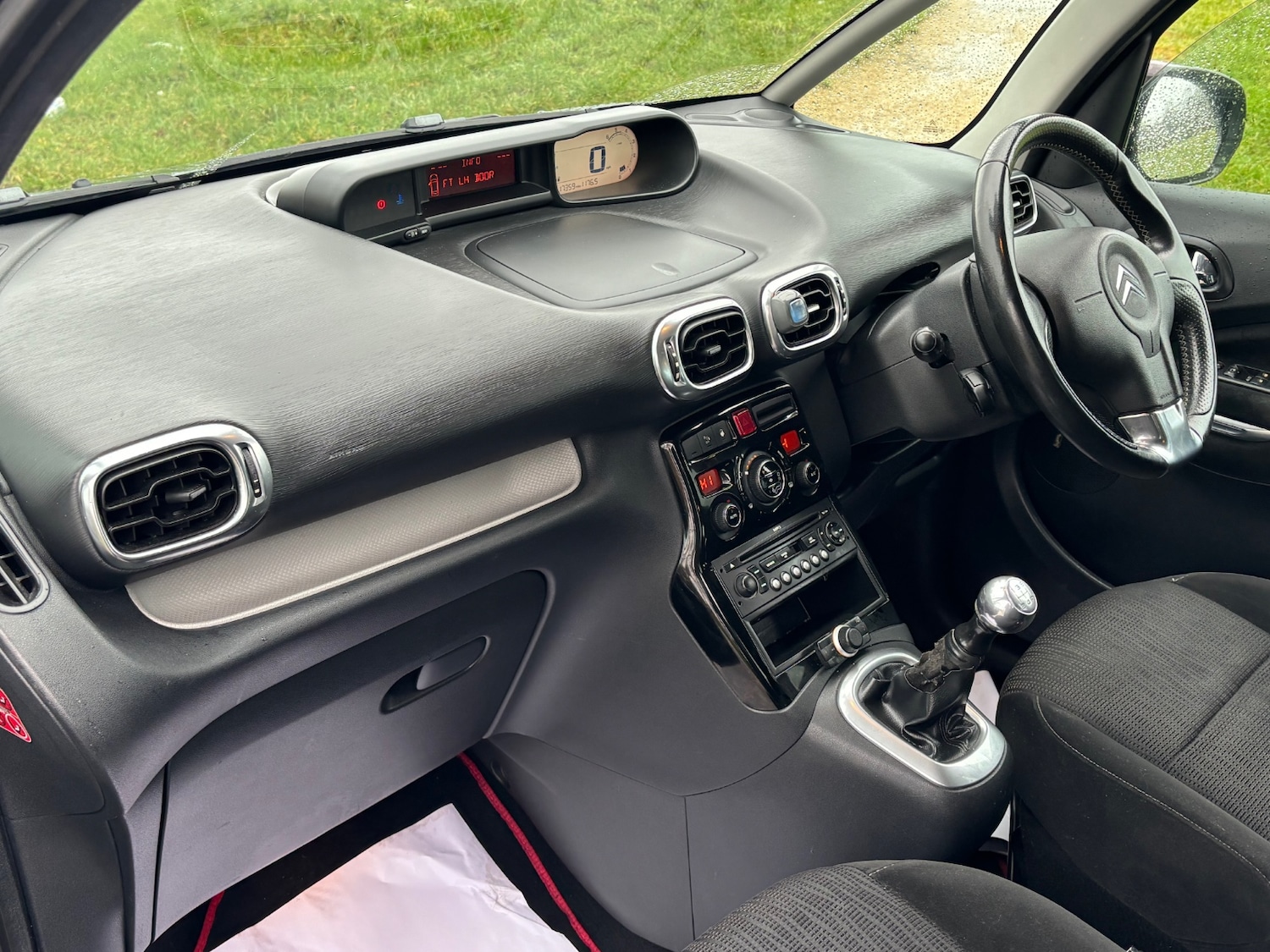 Used Citroen C3 Picasso 2009 for sale - 77483727: Photo 14