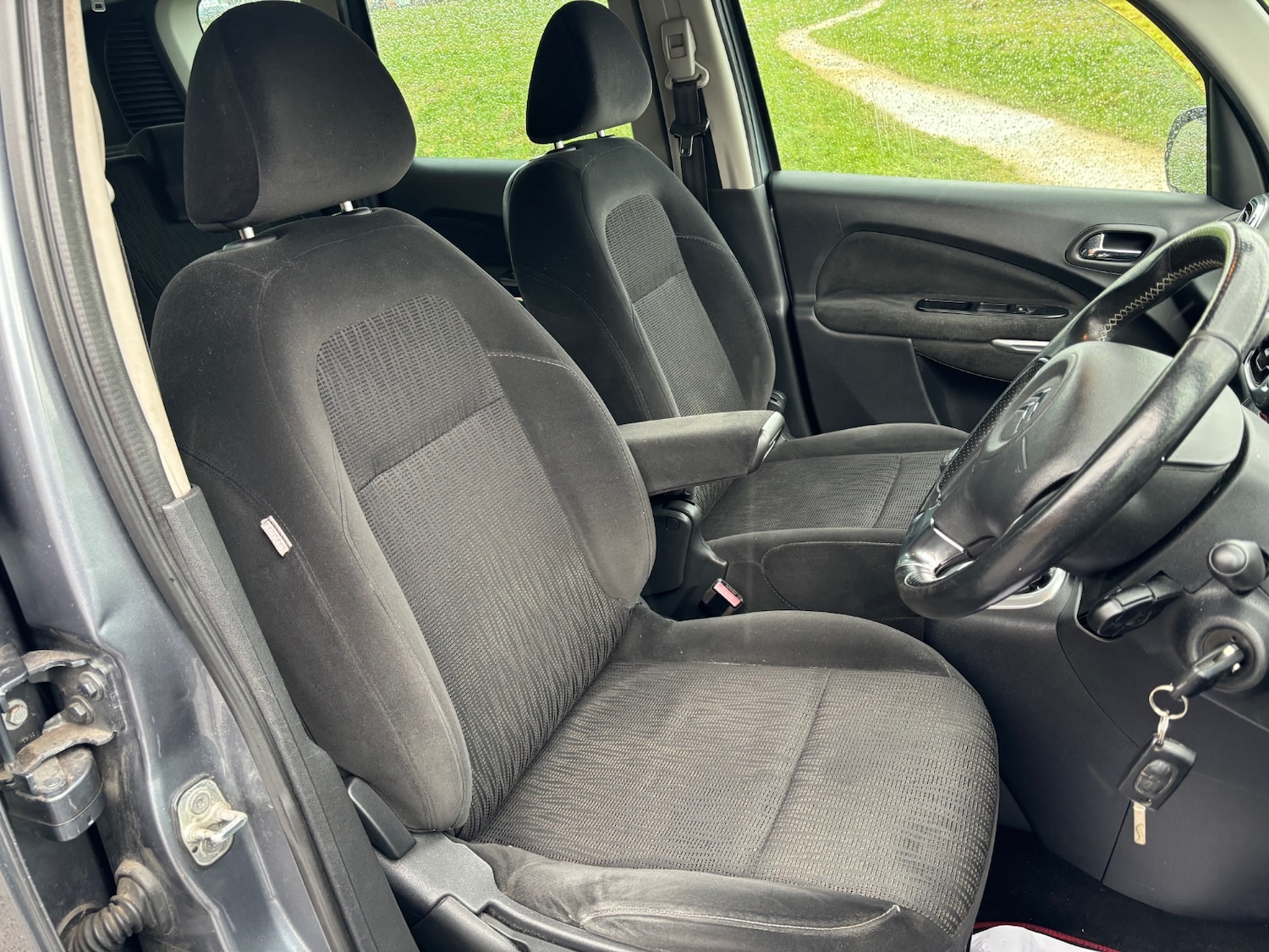 Used Citroen C3 Picasso 2009 for sale - 77483727: Photo 5