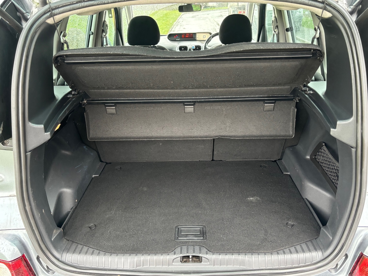 Used Citroen C3 Picasso 2009 for sale - 77483727: Photo 8