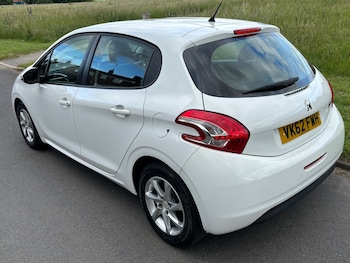 Used Peugeot 208 2012 for sale - 78900545: Photo