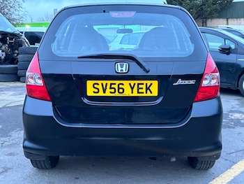 Used Honda Jazz 2006 for sale - 77345720: Photo