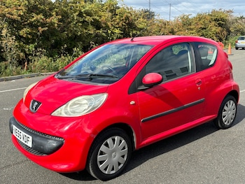 2005 (55) - 1.0 Urban 3dr 2-Tronic Auto + Low Miles £20Tax
