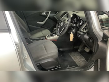 Used Vauxhall Astra 2010 for sale - 79143861: Photo