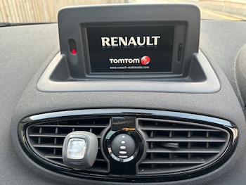 Used Renault Clio 2011 for sale - 76762198: Photo