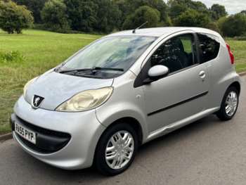 2005 (55) - 1.0 Urban 3dr 2-Tronic Automatic + Low Miles + £20 Tax