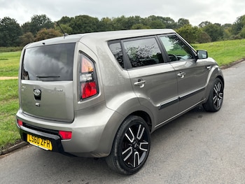 Used Kia Soul 2010 for sale - 75985661: Photo