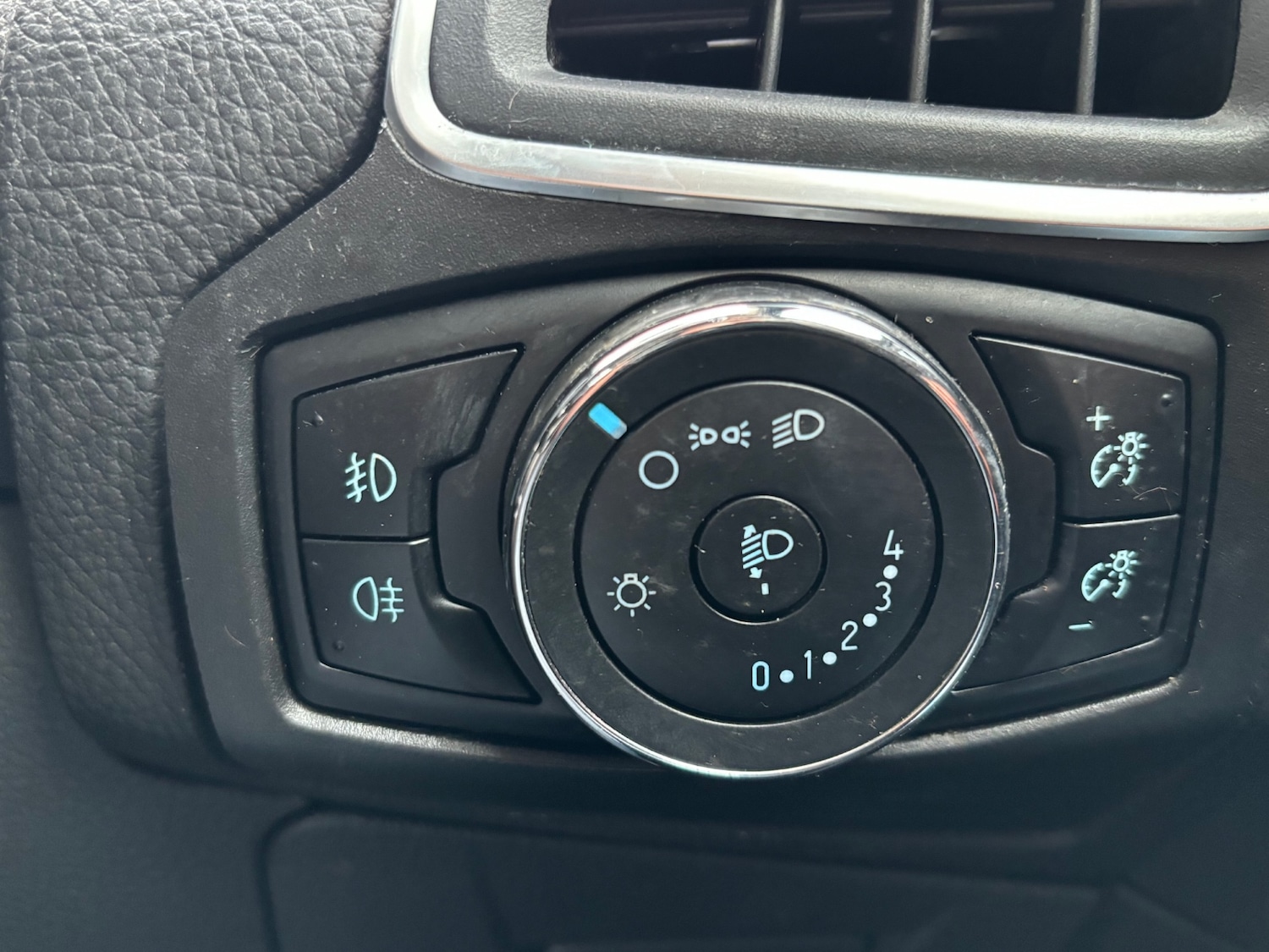 Used Ford Focus 2013 for sale - 77400200: Photo 13