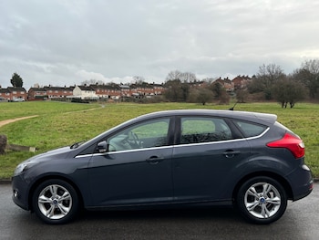 Used Ford Focus 2013 for sale - 77400200: Photo