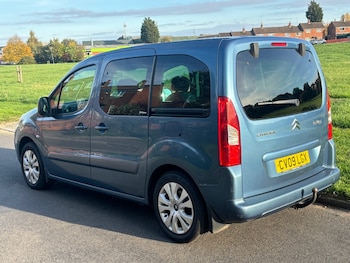 Used Citroen Berlingo Multispace 2009 for sale - 76151069: Photo 2