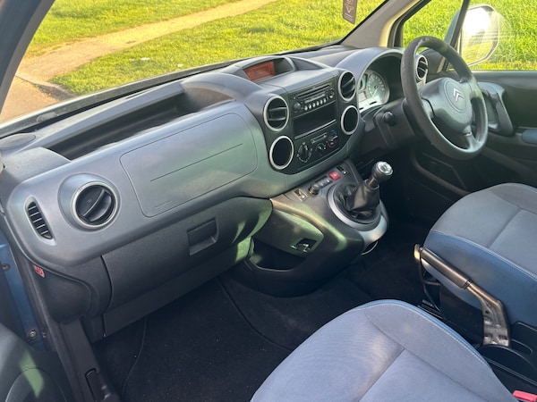 Used Citroen Berlingo Multispace 2009 for sale - 76151069: Photo 4