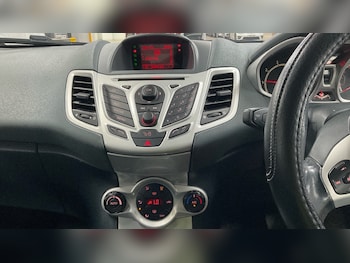 Used Ford Fiesta 2009 for sale - 79133156: Photo