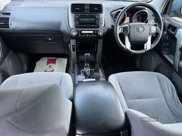 Used Toyota Land Cruiser 2010 for sale - 76850677: Photo 11