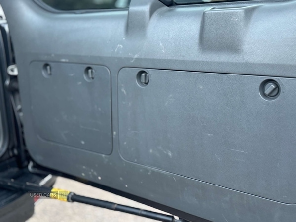 Used Toyota Land Cruiser 2010 for sale - 76850677: Photo 25