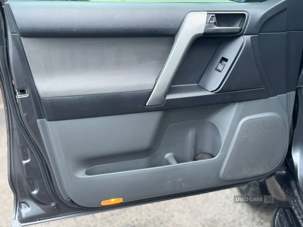 Used Toyota Land Cruiser 2010 for sale - 76850677: Photo 30