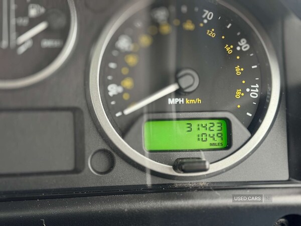 Used Land Rover Defender 2010 for sale - 76486176: Photo 18