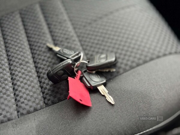 Used Land Rover Defender 2010 for sale - 76486176: Photo 19