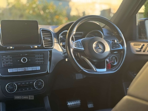 Used Mercedes-Benz GLE 2018 for sale - 77163729: Photo 2