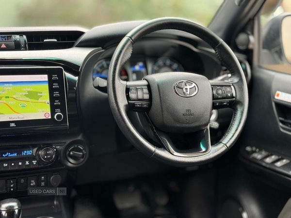 Used Toyota Hilux 2022 for sale - 77840332: Photo 2