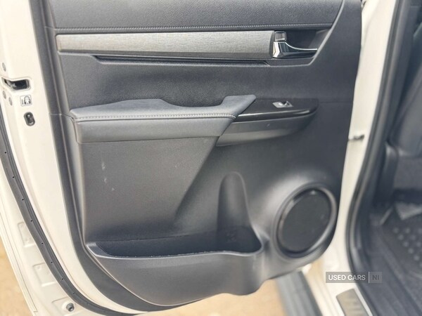 Used Toyota Hilux 2022 for sale - 77840332: Photo 27