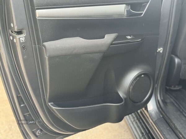 Used Toyota Hilux 2019 for sale - 75521169: Photo 32